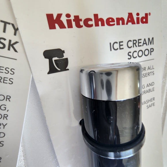 KitchenAid Prep utility Whisk , ice cream scoop, y- peeler in black kitc… - Picture 8 of 8
